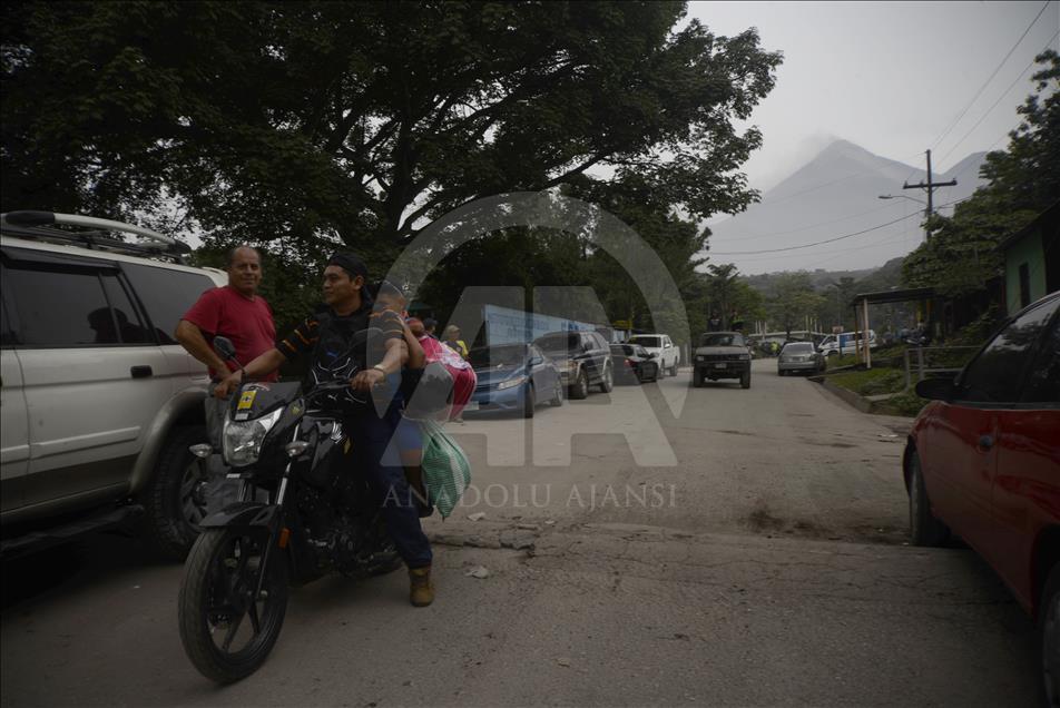 La erupción de Volcán de fuego en Guatemala