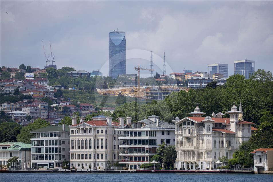 Istanbul: Vile na Bosforu odolijevaju zubu vremena