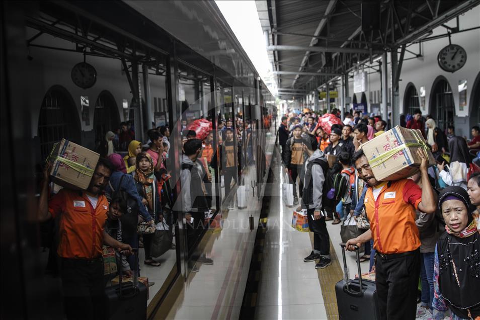 Mudik tradisi masyarakat Indonesia jelang hari raya Idul Fitri