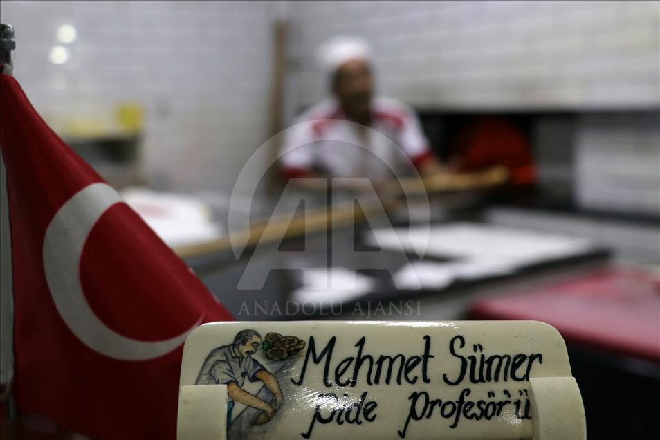 Sahur yemeği "pide profesörü"nden
