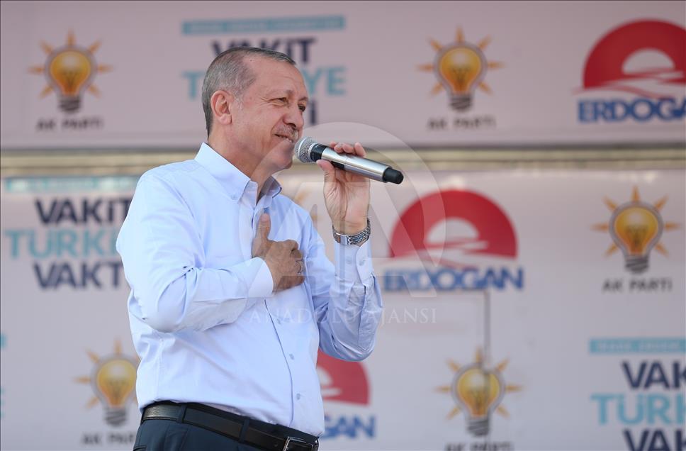 Cumhurbaşkanı ve AK Parti Genel Başkanı Recep Tayyip Erdoğan
