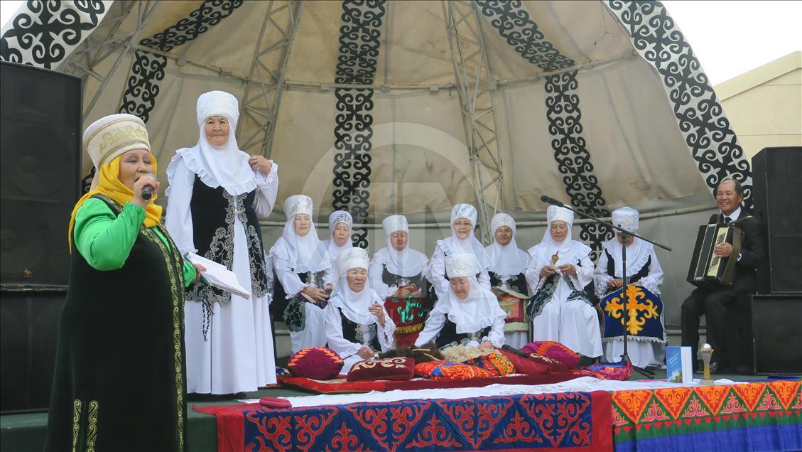 «Шанырак ажелер» на страже музыкальных традиций казахов