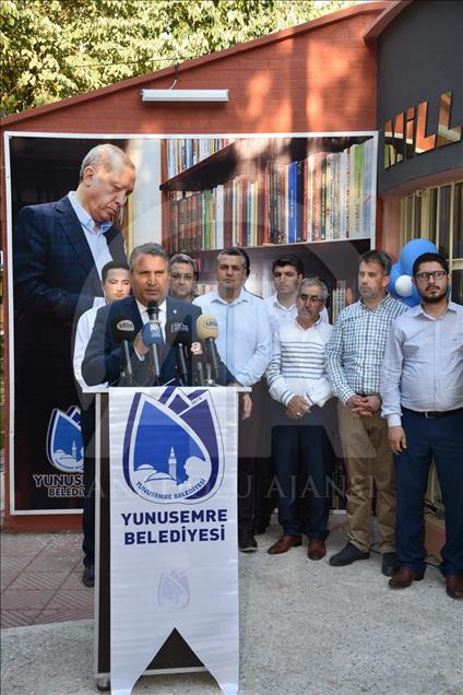 Manisa'da "Millet Kıraathanesi" açıldı