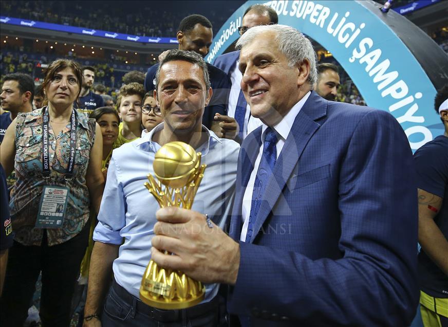 Fenerbahçe Doğuş şampiyon