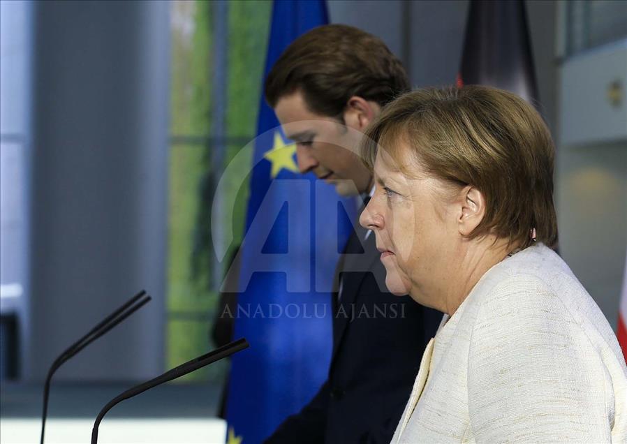 Angela Merkel y Sebastian Kurz se reúnen en Berlín