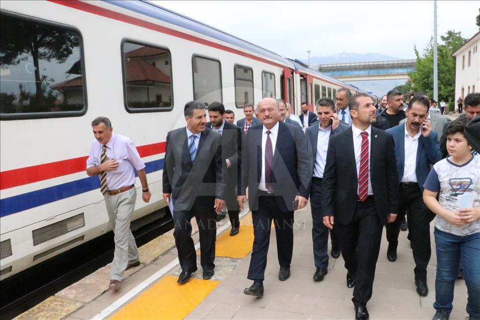 Doğu Ekspresi ile hatıralarına yolculuk yaptı