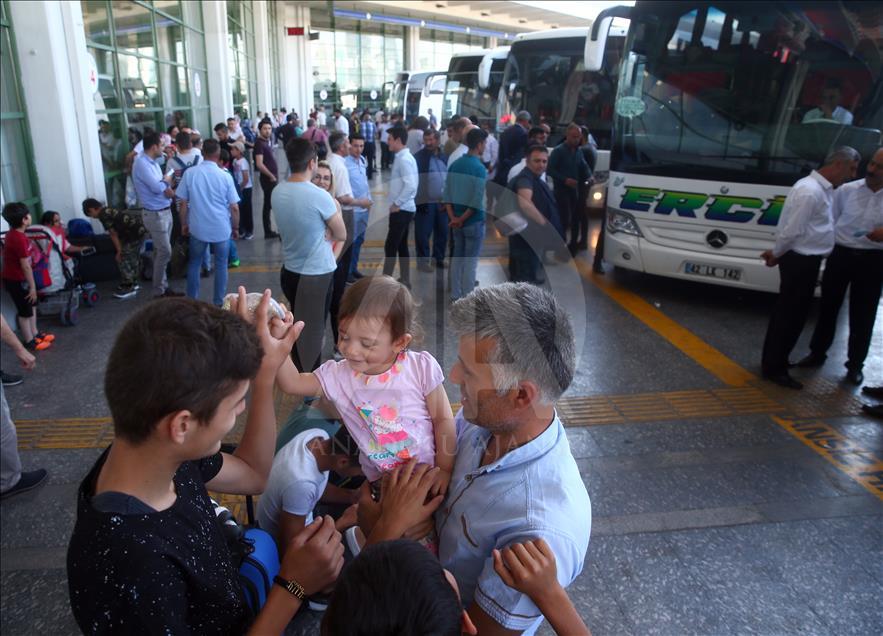 Bayram arefesinde AŞTİ'de uzun kuyruklar oluştu