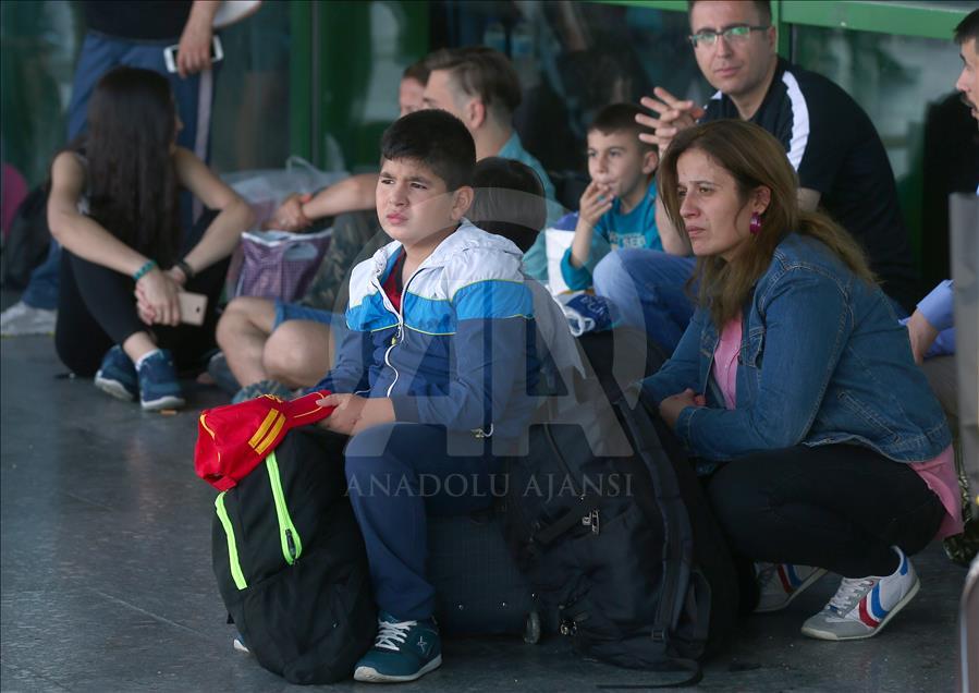 Bayram arefesinde AŞTİ'de uzun kuyruklar oluştu