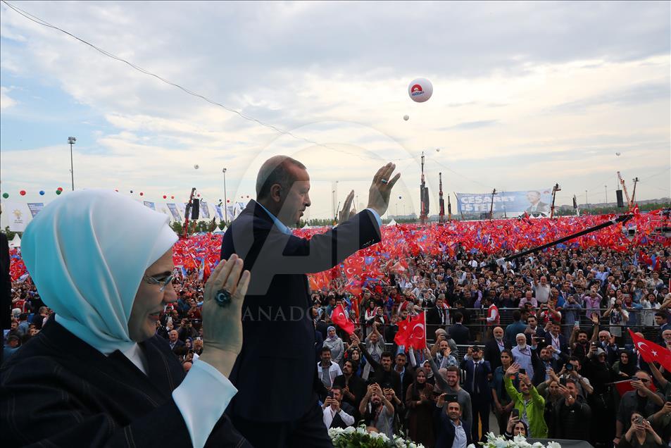 أردوغان: غيرنا ملامح تركيا للأفضل خلال 16 عامًا وسنواصل ذلك
