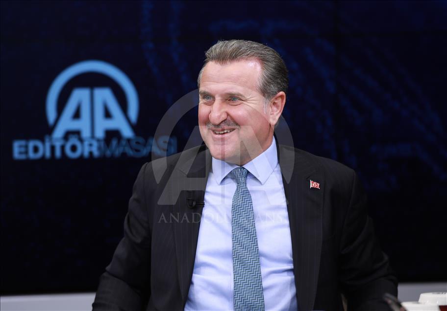 Gençlik ve Spor Bakanı Osman Aşkın Bak, AA Editör Masası’nda