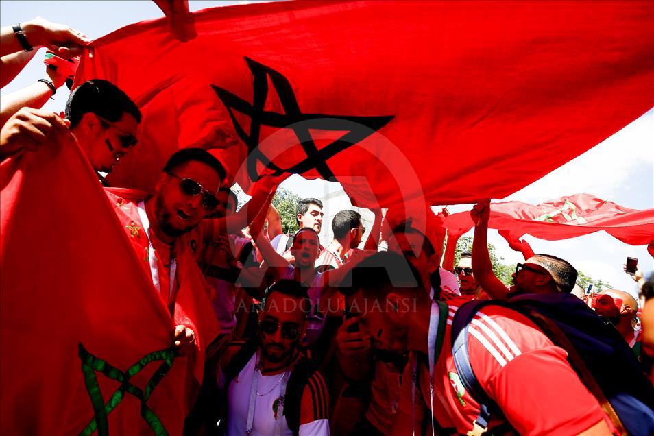 Los fanáticos llegan al partido entre Portugal y Marruecos en el Mundial de Rusia