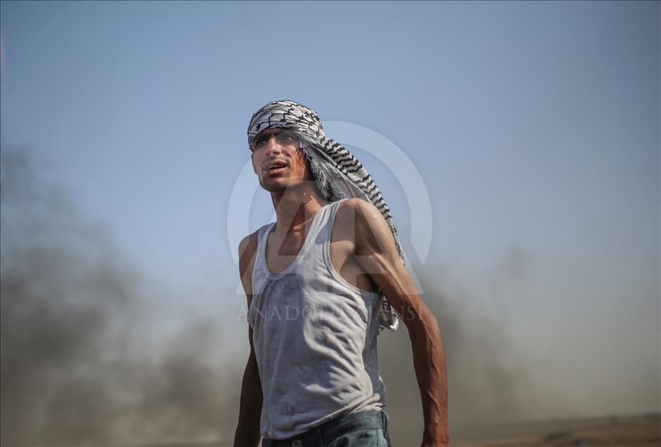 Gazze'de ''Yaralılara Vefa Cuması'' gösterisi