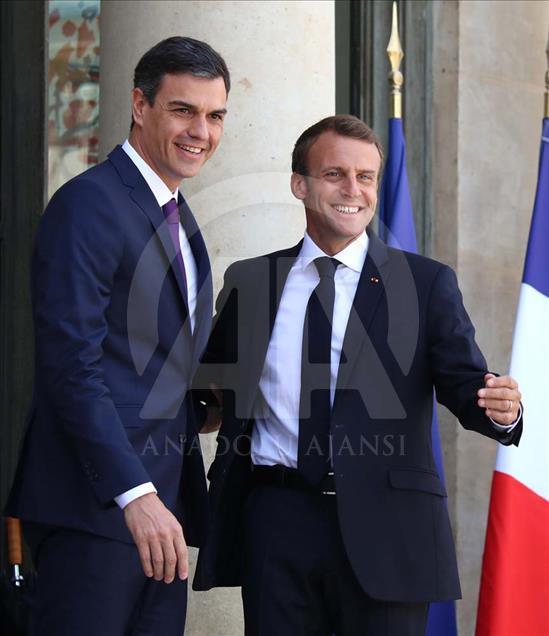 El presidente del Gobierno español Pedro Sánchez está en Francia