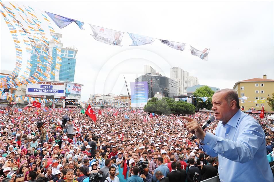 Cumhurbaşkanı Erdoğan, Esenyurt'ta halka seslendi
