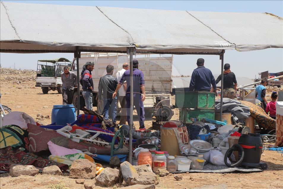 Esed rejiminin Dera'ya saldırıları yeni göç dalgası başlattı 
 