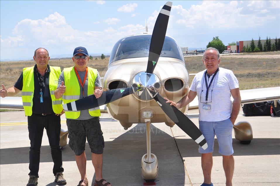 فريق "رالي فرنسا الجوي" يزور كبادوكيا التركية
