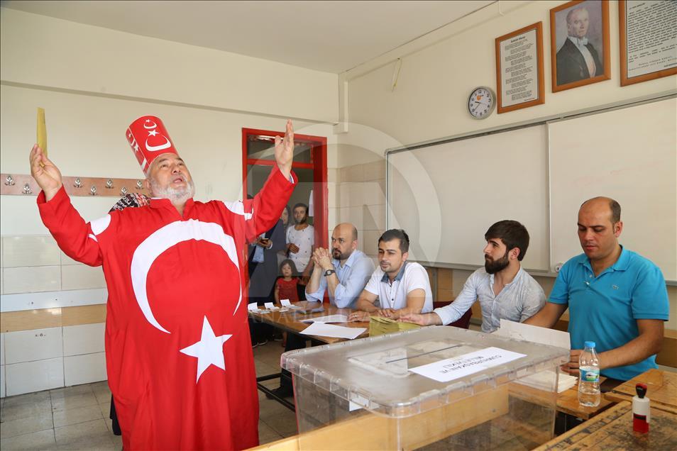 مشاهد من العرس الديمقراطي المتمثل بالانتخابات التركية
