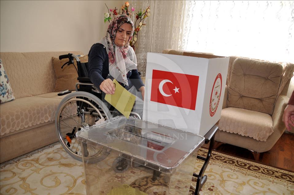 Türkiye sandık başında