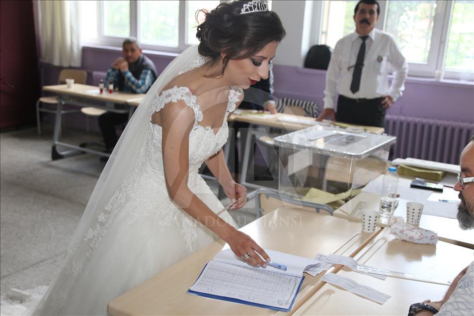 مشاهد من العرس الديمقراطي المتمثل بالانتخابات التركية
