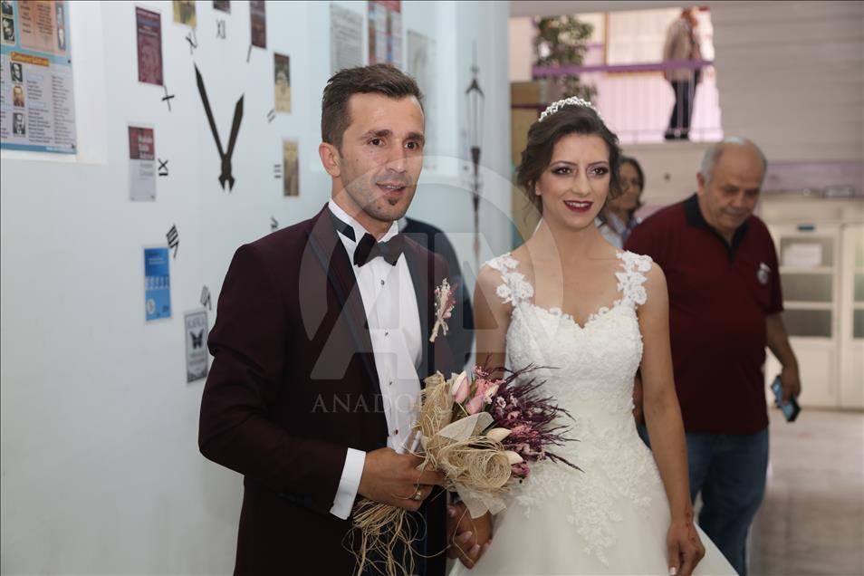 مشاهد من العرس الديمقراطي المتمثل بالانتخابات التركية
