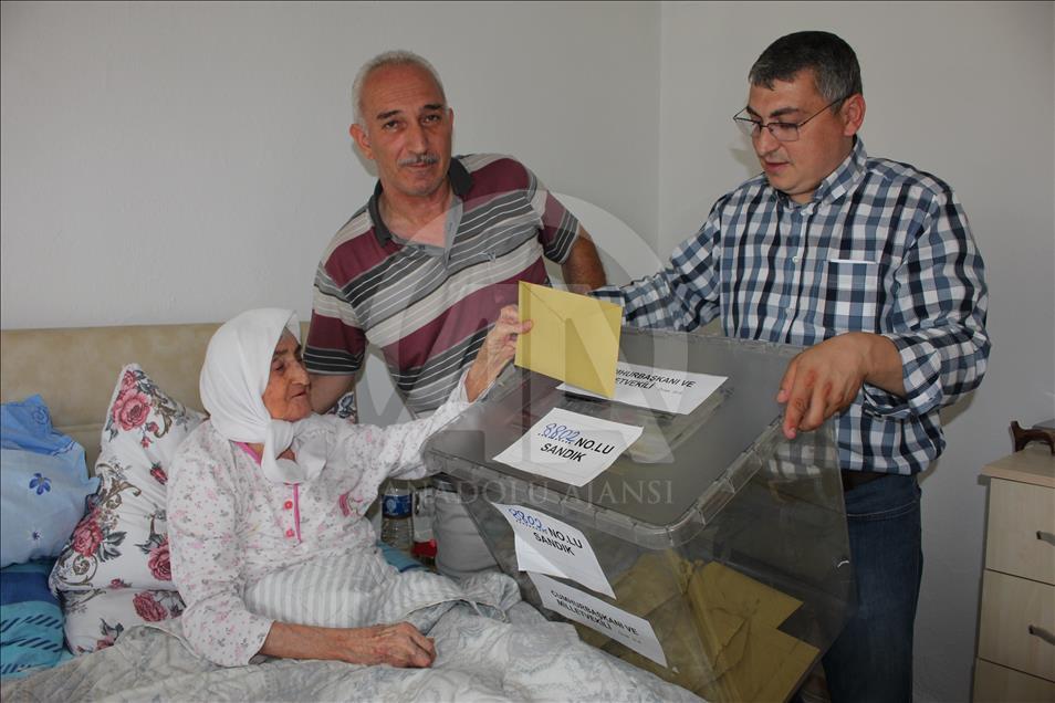 Türkiye sandık başında