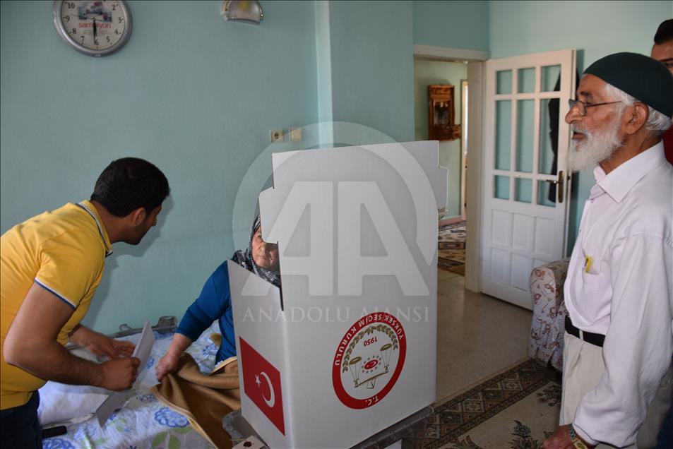 Türkiye sandık başında