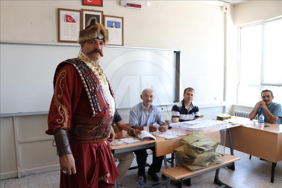 مشاهد من العرس الديمقراطي المتمثل بالانتخابات التركية
