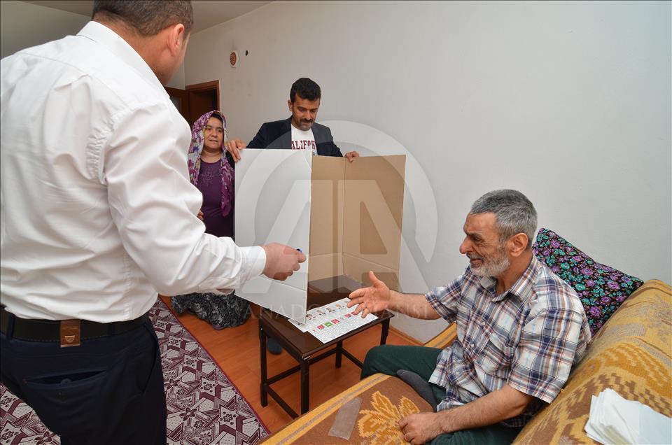 Türkiye sandık başında