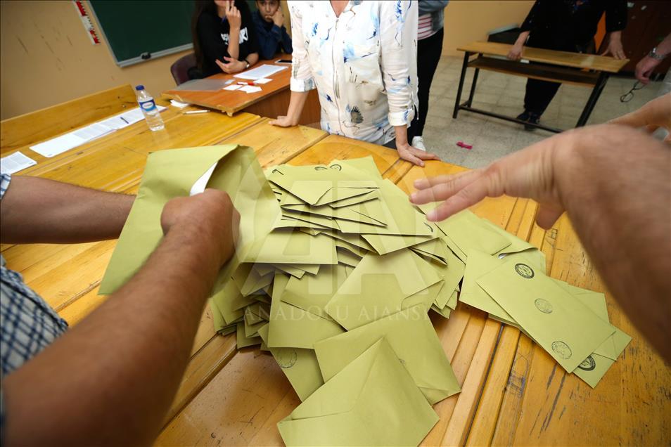 الانتخابات التركية.. بدء فرز أصوات المغتربين

