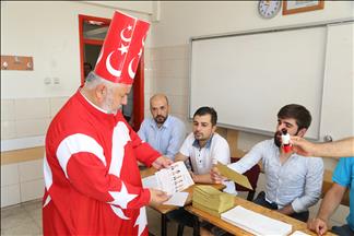 مشاهد من العرس الديمقراطي المتمثل بالانتخابات التركية