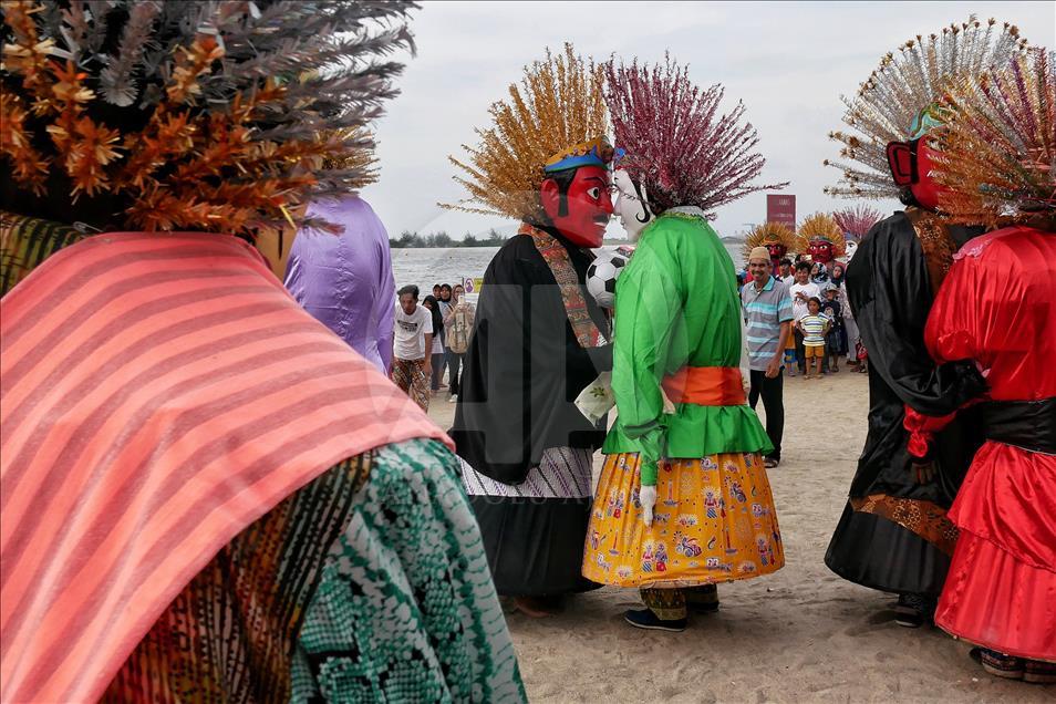 Festival ondel-ondel boneka tradisional Jakarta