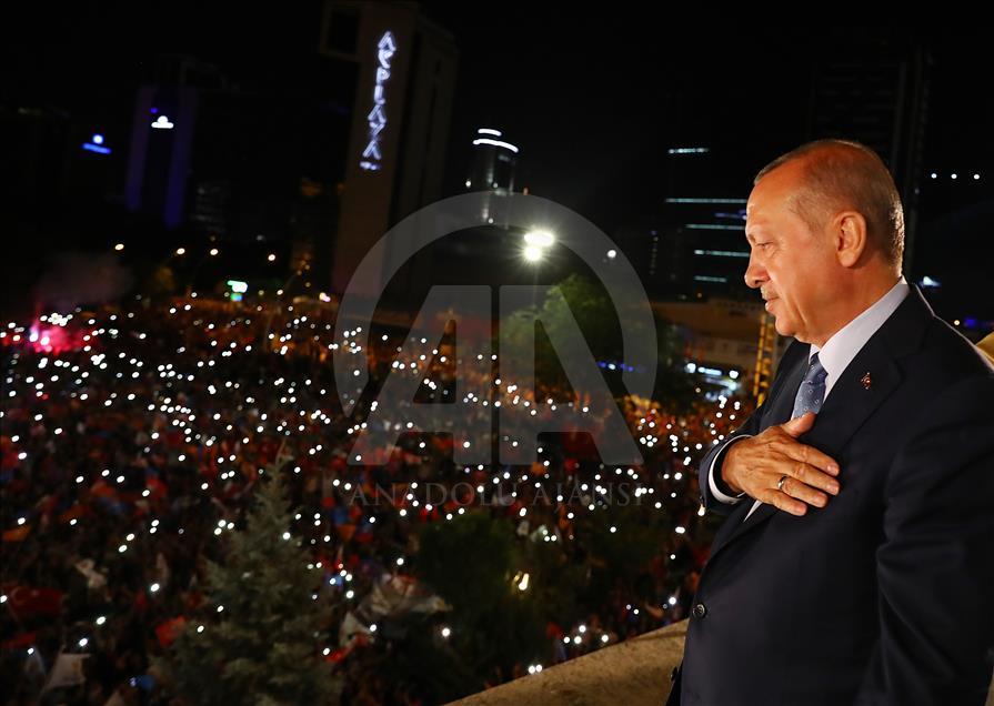 أردوغان لشعبه في خطاب النصر: سنبلغ معًا أهداف العام 2023 
