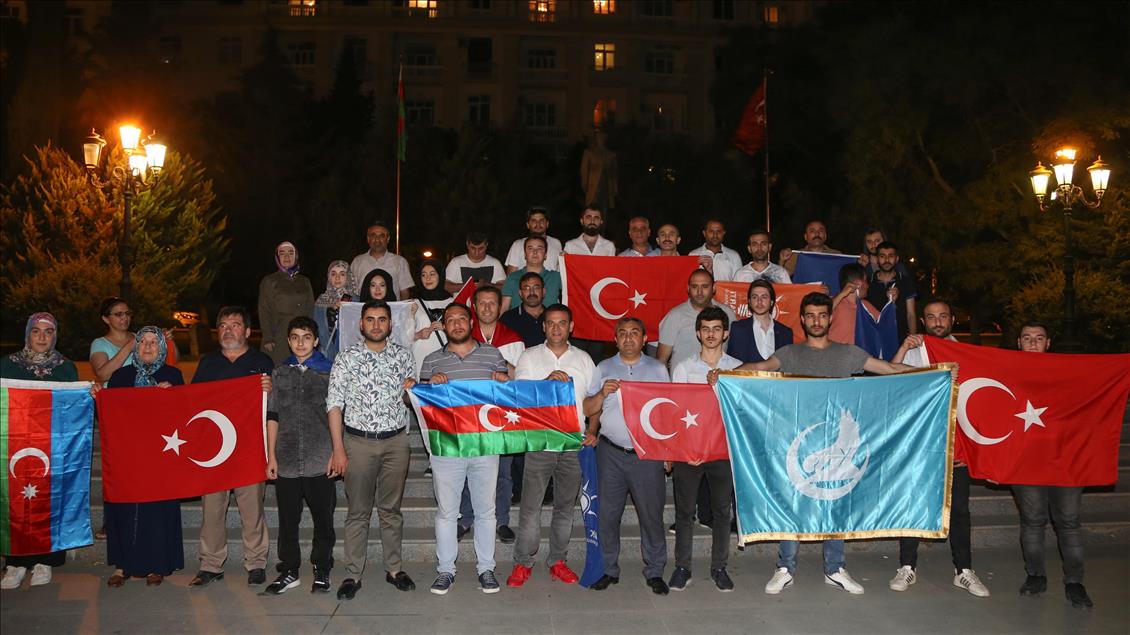 مردم آذربایجان پیروزی انتخاباتی اردوغان را جشن گرفتند