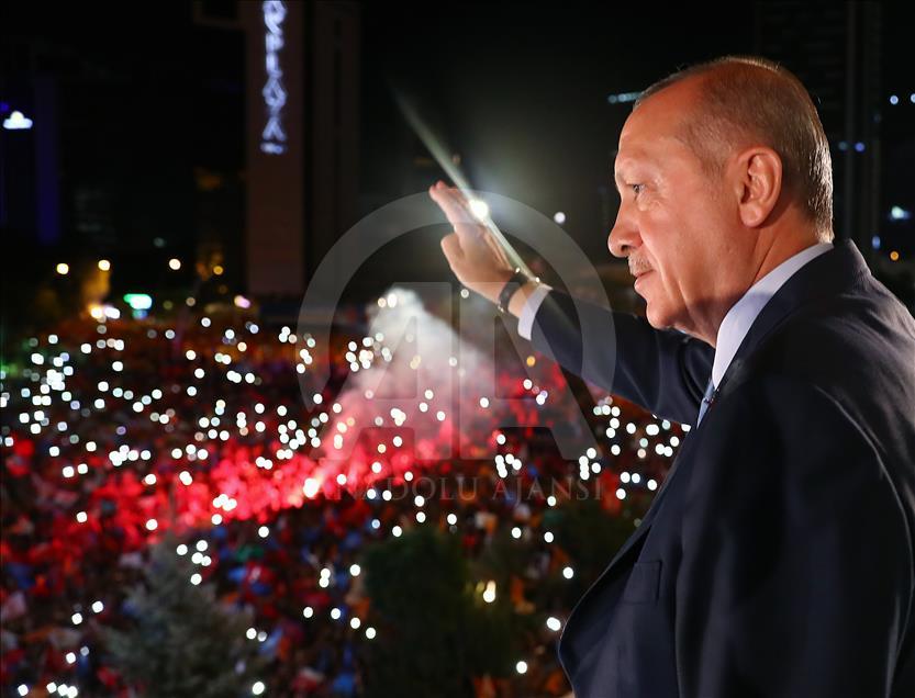 أردوغان لشعبه في خطاب النصر: سنبلغ معًا أهداف العام 2023 
