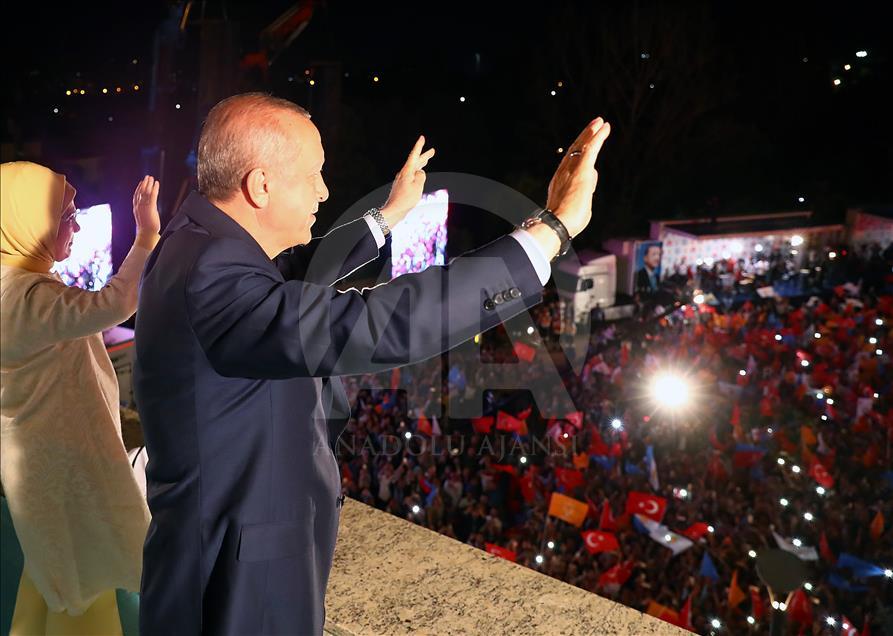 أردوغان لشعبه في خطاب النصر: سنبلغ معًا أهداف العام 2023 
