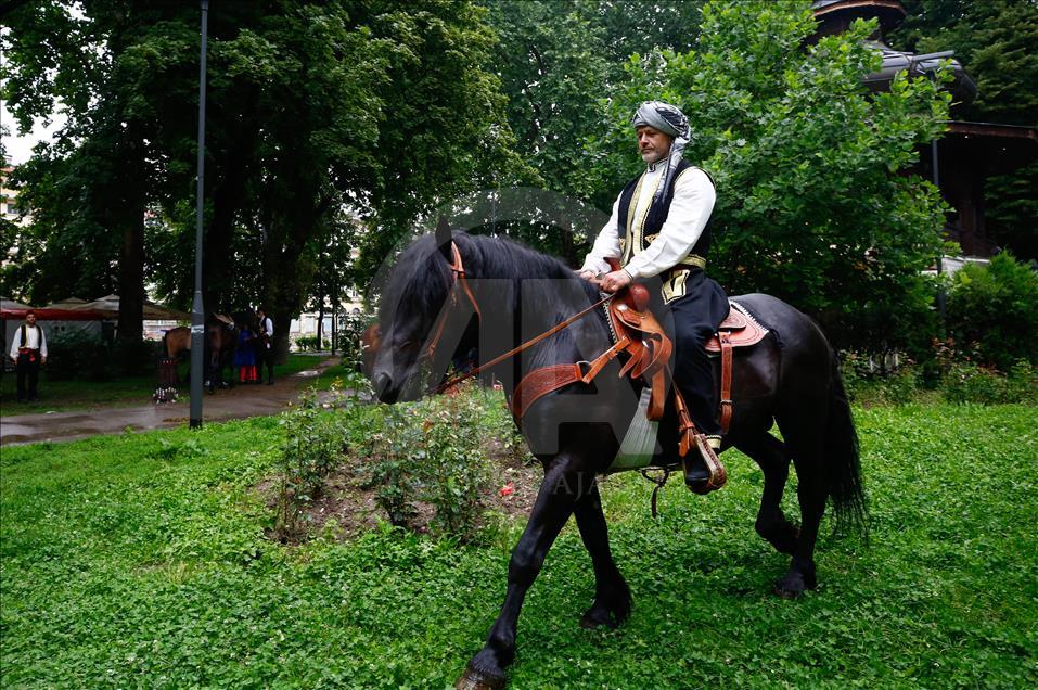 Ayvaz Dede Şenlikleri'ne katılacak atlılar Saraybosna'dan yola çıktı