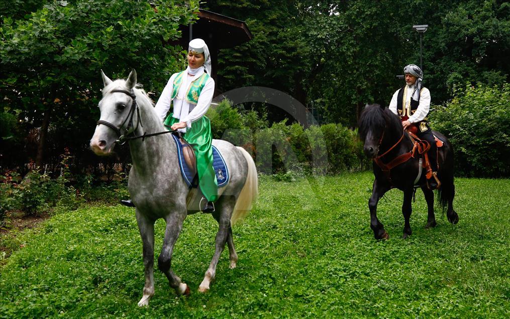 Ayvaz Dede Şenlikleri'ne katılacak atlılar Saraybosna'dan yola çıktı