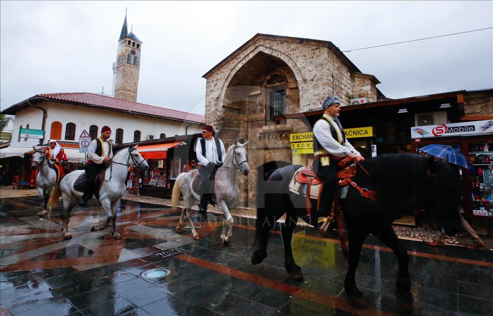 Ayvaz Dede Şenlikleri'ne katılacak atlılar Saraybosna'dan yola çıktı