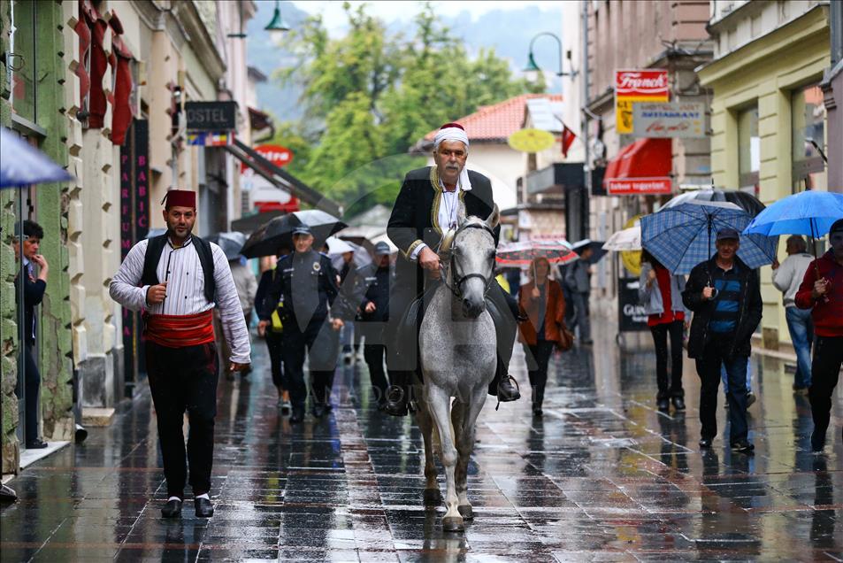 Ayvaz Dede Şenlikleri'ne katılacak atlılar Saraybosna'dan yola çıktı