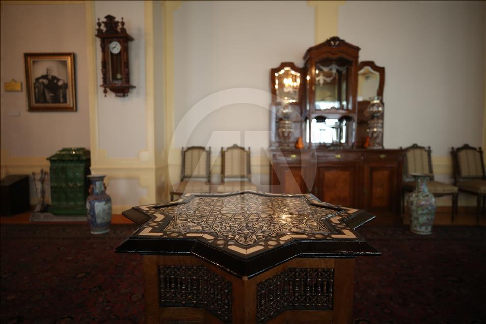 Atatürk Evi Müzesi'nin tapusu sergileniyor