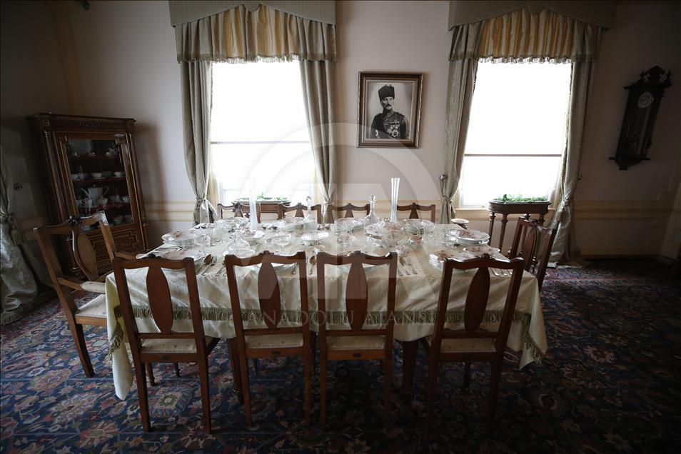 Atatürk Evi Müzesi'nin tapusu sergileniyor