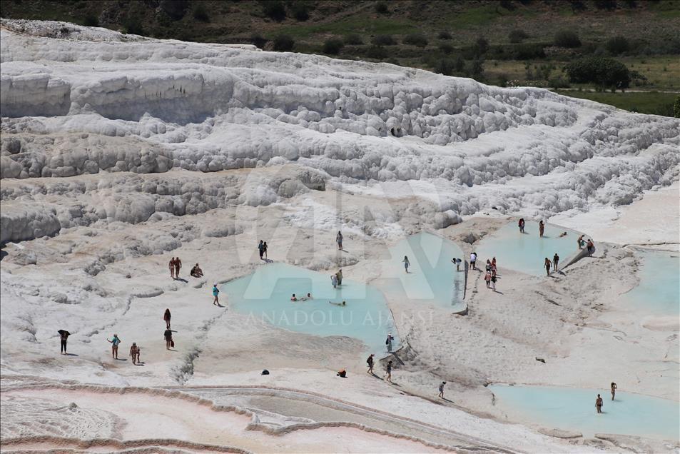 Pamukkale: Prošle godine ovo tursko ljetovalište posjetio 1,5 milion turista