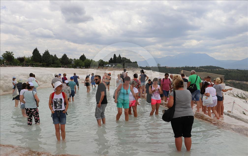 Pamukkale: Prošle godine ovo tursko ljetovalište posjetio 1,5 milion turista