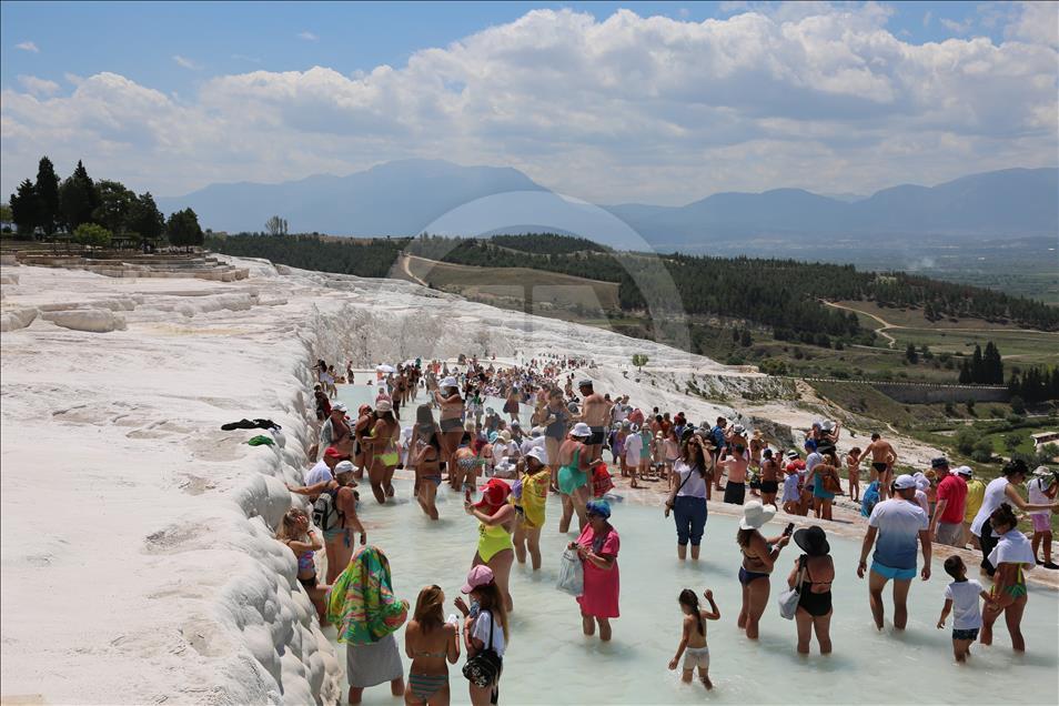 Pamukkale: Prošle godine ovo tursko ljetovalište posjetio 1,5 milion turista