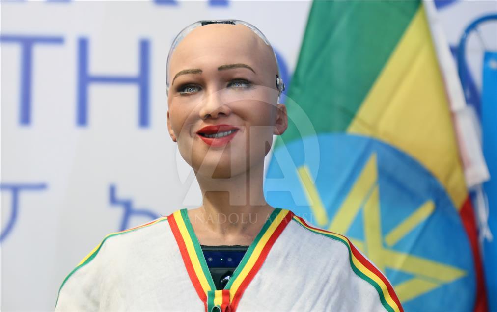 Robot Sophia kunjungi Ethiopia