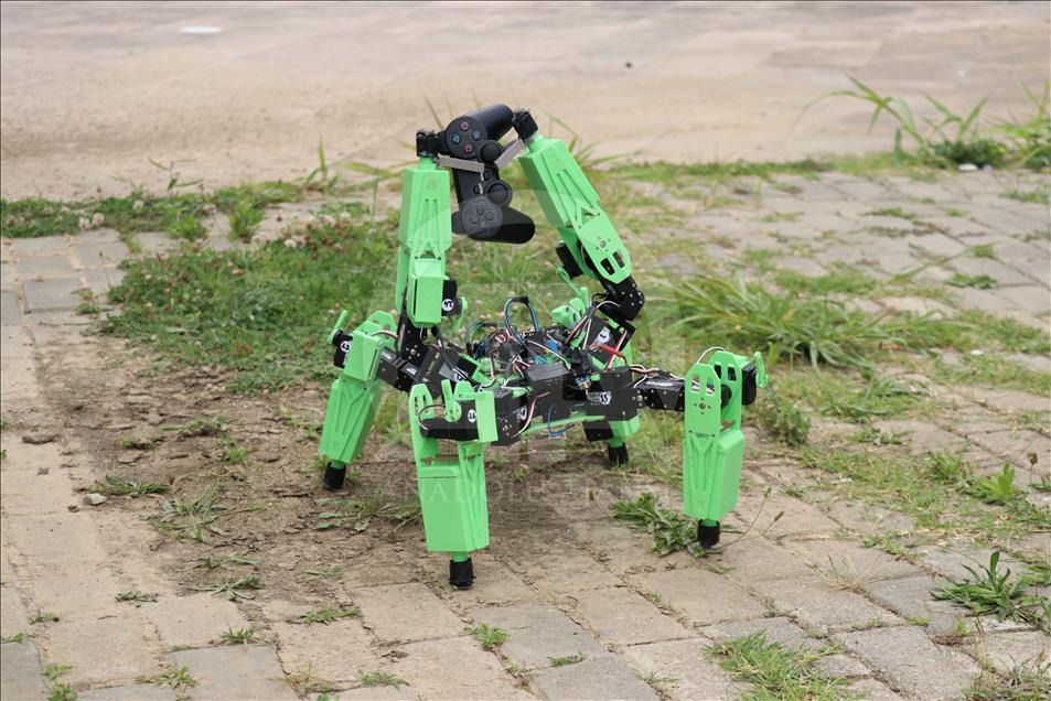 Askeri operasyonlar için örümcek robot geliştirdiler
