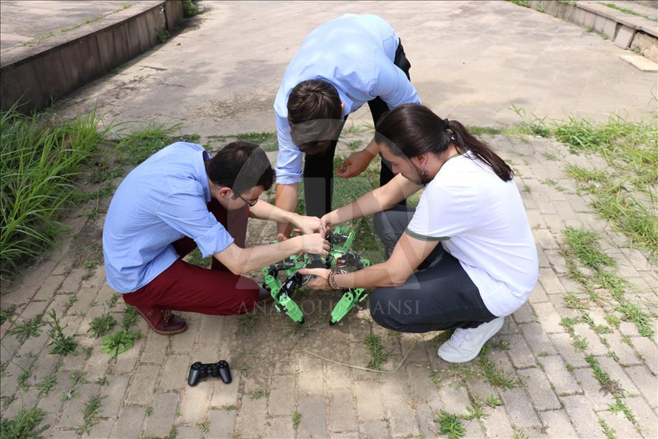 Askeri operasyonlar için örümcek robot geliştirdiler
