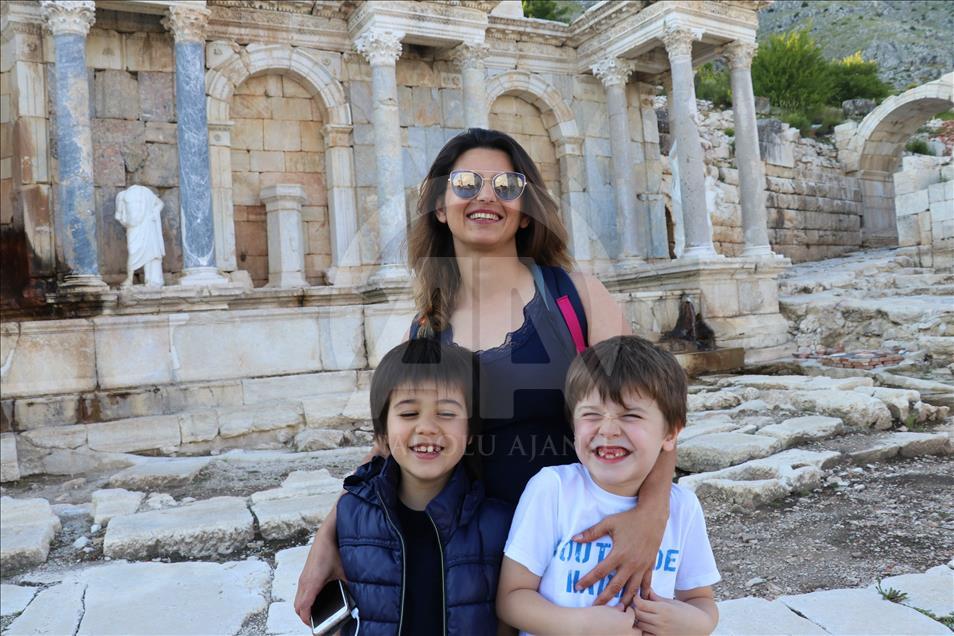 تركيا.. مدينة "العشاق والأباطرة" تنتظر زوارها للموسم السياحي‎ 
