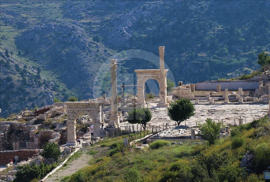 تركيا.. مدينة "العشاق والأباطرة" تنتظر زوارها للموسم السياحي‎ 
