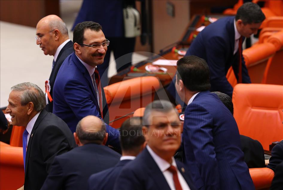 27. Dönem Milletvekilleri Ant İçme Töreni